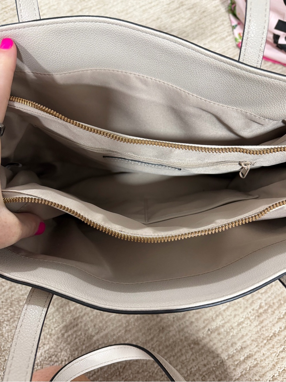 Nine West pebble tote in light gray - Picture 6 of 6